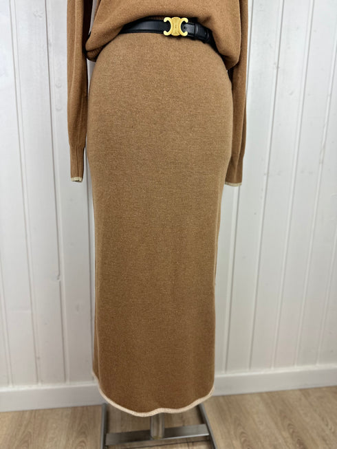 Fustă Arita-Universala▫️mix cu lână, cașmir și vâscoză