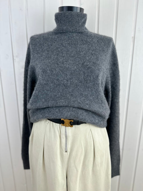 Maleta JW Atelier-S/M▫️lâna periată și cașmir