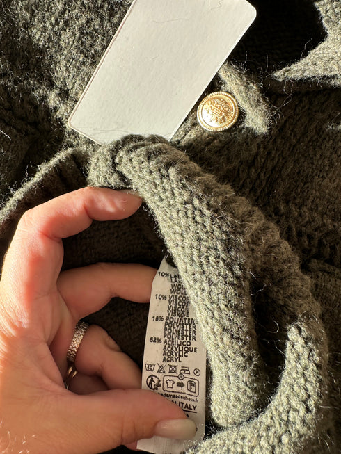 Cardigan Fengo-Universal▫️10% lână, 10% vascoza