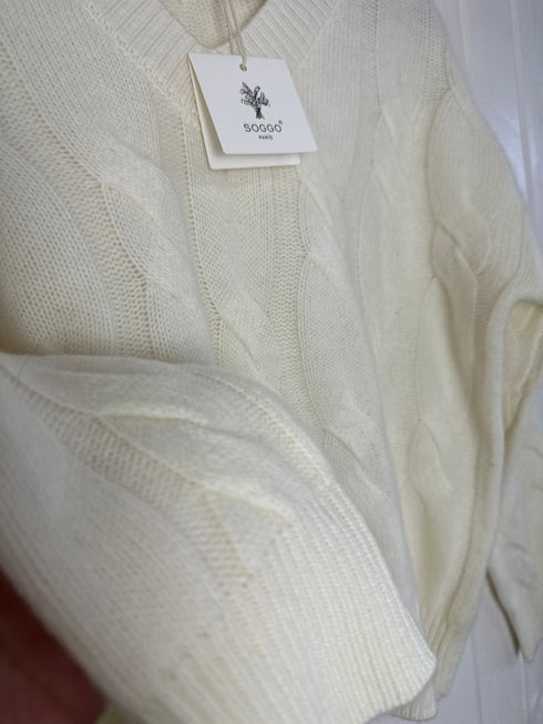 Pulover SOGGO Paris▫️Mărime universală-100% lână