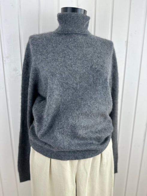 Maleta JW Atelier-S/M▫️lâna periată și cașmir