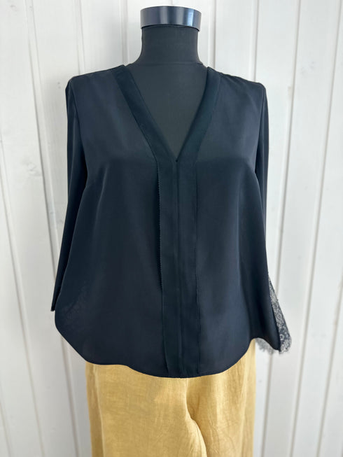 Bluză Claudie Pierlot▫️blend vascoza și dantelă fină