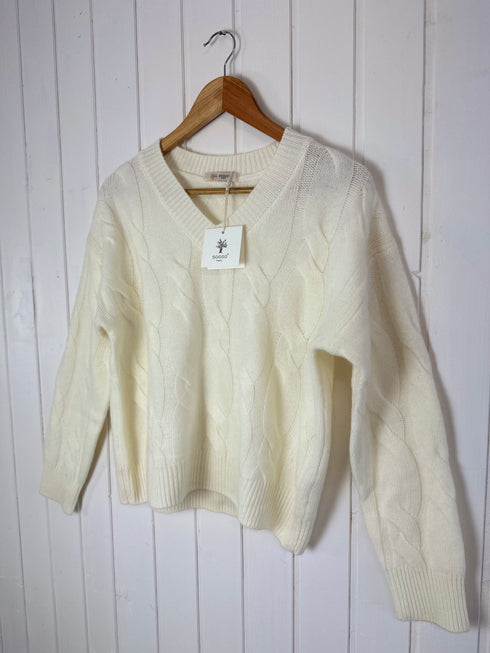 Pulover SOGGO Paris▫️Mărime universală-100% lână