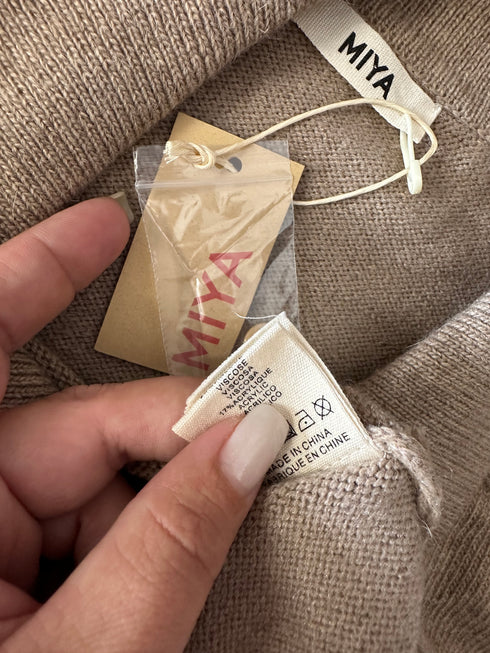 Pulover Polo-Miya-Universal▫️mix angora și lana