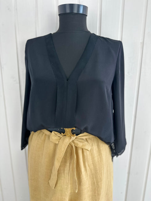 Bluză Claudie Pierlot▫️blend vascoza și dantelă fină