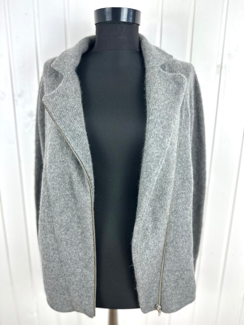 Cardigan Not Shy