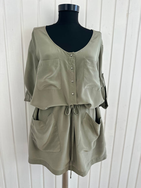 Rochie Club Monaco-M/L▫️100% mătase naturală