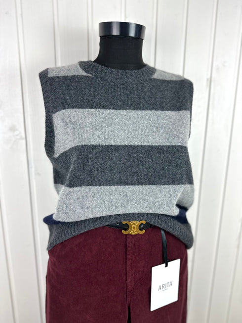 Vesta Arita Italy-Universala▫️100% lână