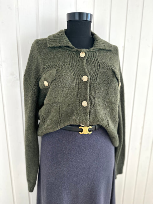 Cardigan Fengo-Universal▫️10% lână, 10% vascoza