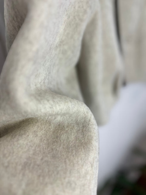 Mantou JCL Paris▫️Mărime universală-80% lână