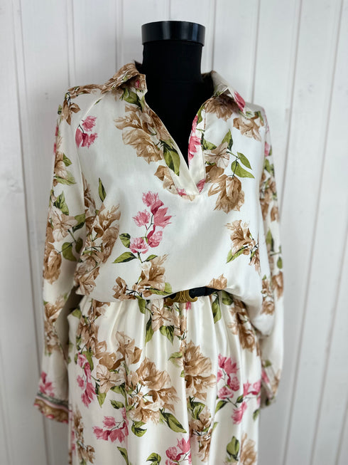Deux pieces Trois Ka Paris-Universal▫️rayon cu vascoza