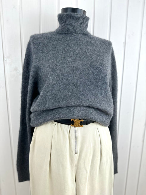 Maleta JW Atelier-S/M▫️lâna periată și cașmir