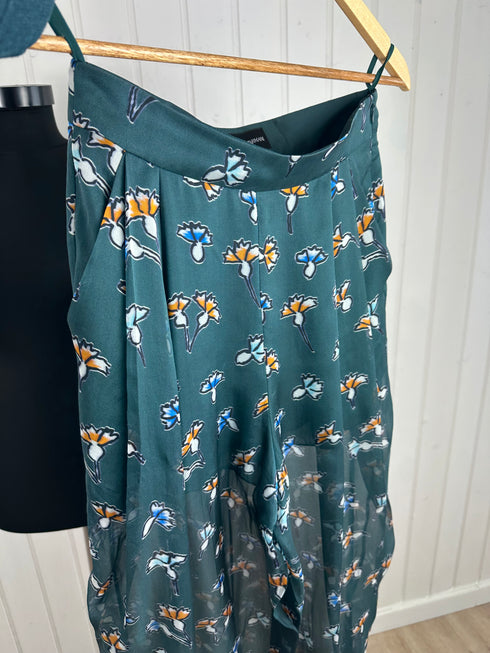 Pantaloni Armani-XS/S▫️100% mătase naturală
